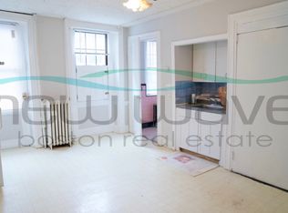 147 Charles St #4, Boston, MA 02114