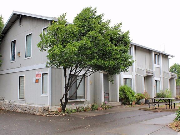 2nd image of 380 Morrison Ave