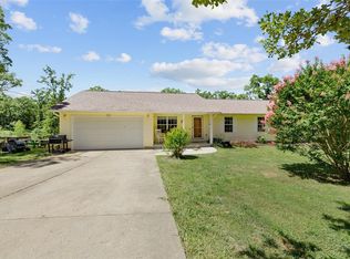 3210 Old County Rd, De Soto, MO 63020