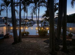 618 Islebay Dr, Apollo Beach, FL 33572