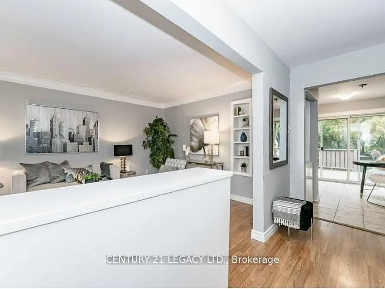 224 River Rd E — Photo 6