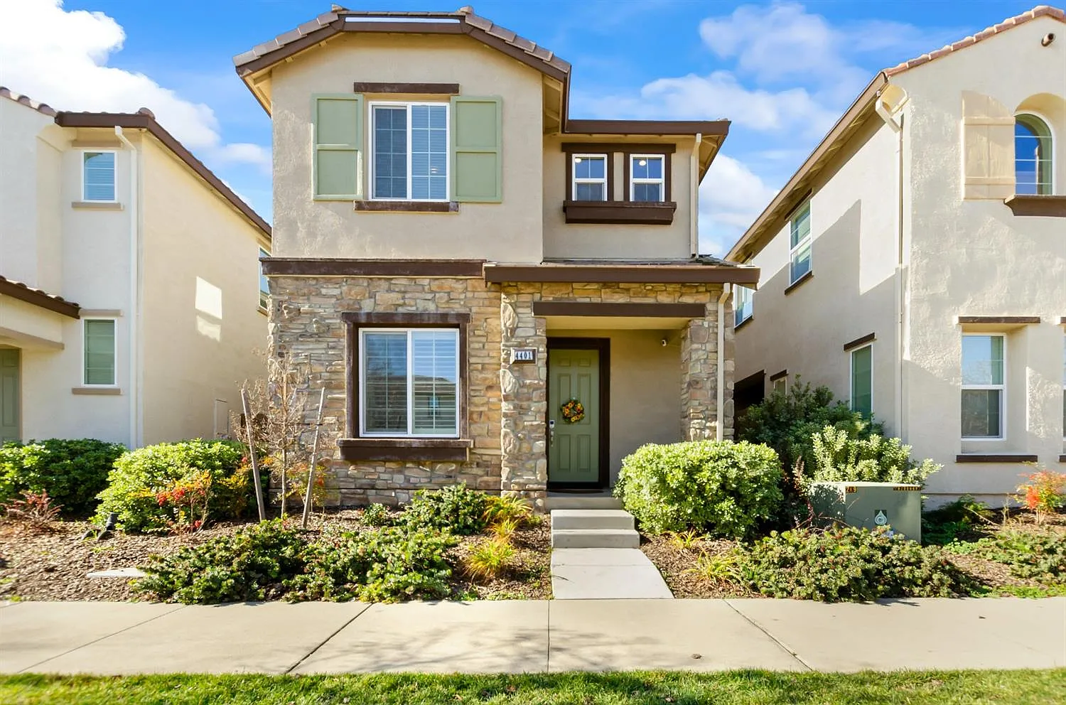 4401 Natomas Central Dr photo 1