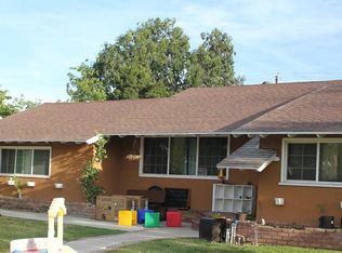 22246 Roscoe Blvd, Canoga Park, CA 91304