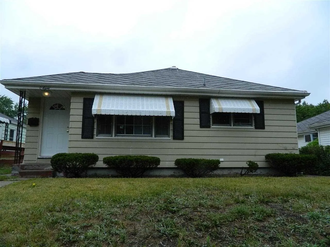 1708 N Elmer St photo 1