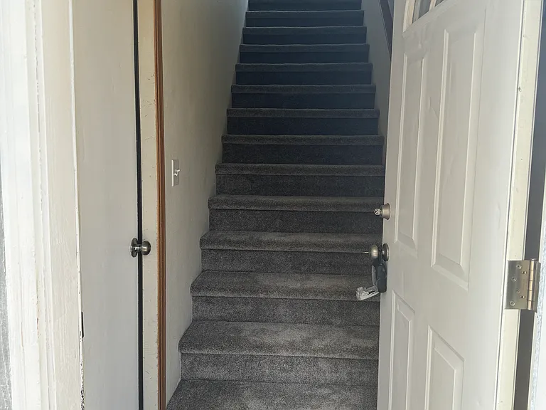 9312 Fairhill Dr NE #B — Photo 16