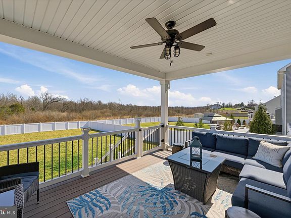 5th image of 111 Decatur Cir