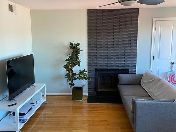 2nd image of 1930 New Hampshire Ave NW APT 58