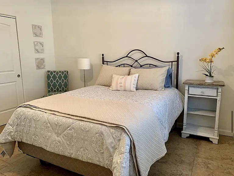 2501 E Mabel St — Photo 13