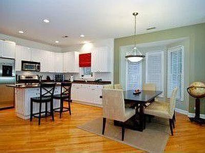 1st image of 1541 N North Park Ave #2S