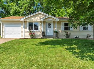 4031 San Fernando Ln, Saint Charles, MO 63304