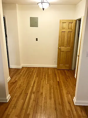 Rented by Voro, LLC | media 25