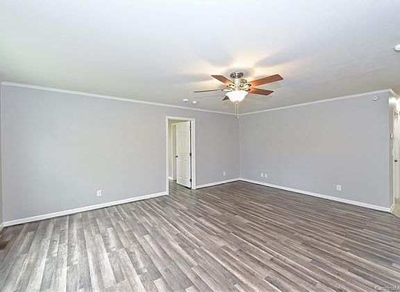2nd image of 5906 Peach St