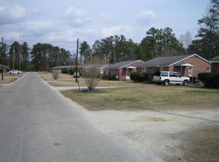 213 Pine St, Wallace, NC 28466