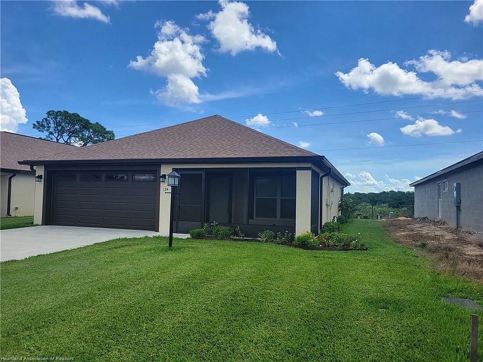 1st image of 124 Woodside Dr