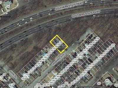 186 Howard Ave, Roosevelt, NY, 11575
