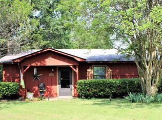 114 Meadows Ln, Maud, TX 75567