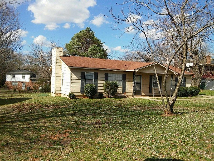 2nd image of 2615 Dry Creek Dr NW