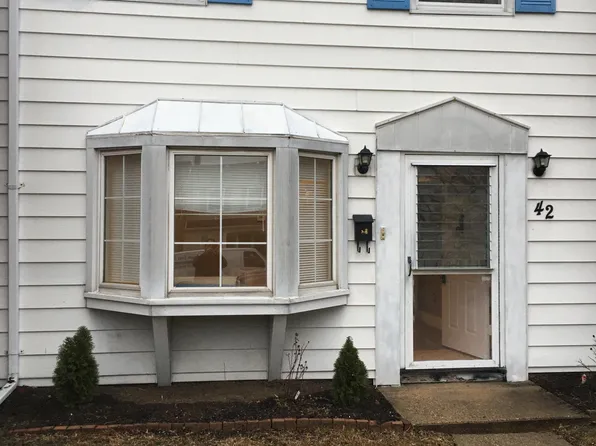 42 Rockland Dr, Willingboro, NJ 08046