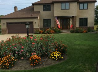 6933 N Renwood Rd, Independence, OH 44131