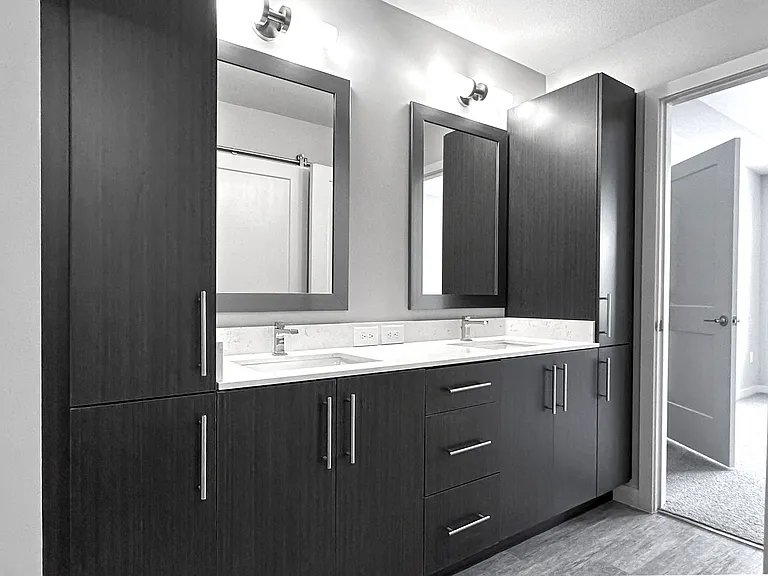 Legacy Rochester Hills Apartments — Photo 61