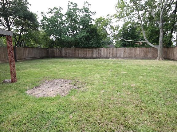 5th image of 6303 Woodbrook Ln