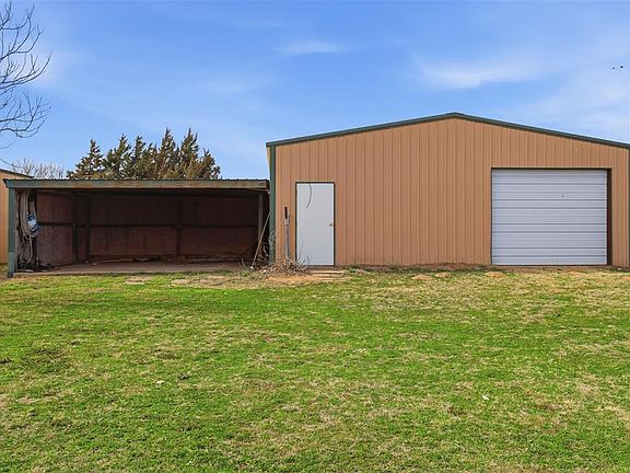 5th image of 1409 Skyview Dr