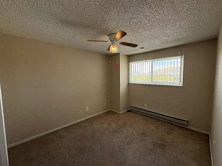 2706 W Modoc Ct — Photo 12