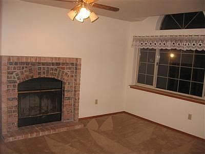 4th image of 13119 3rd Avenue Ct E