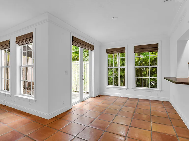 770 E Camino Real #40 — Photo 23
