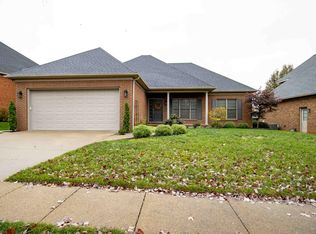 3245 Ridgecane Rd, Lexington, KY 40513