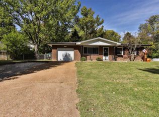 2117 Bryan Dr, High Ridge, MO 63049