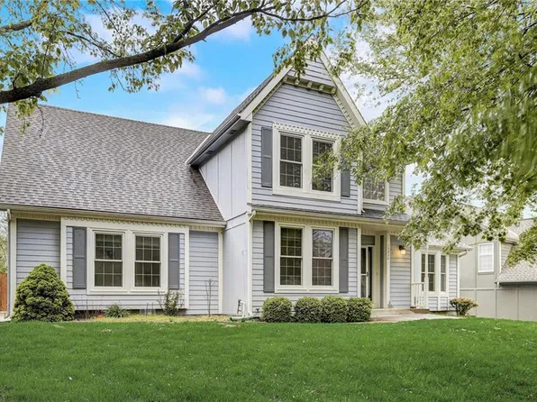 12826 Lucille St, Overland Park, KS 66213