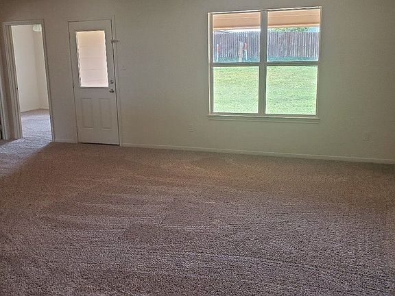 3rd image of 3612 Del Mar Ct