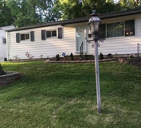 2nd image of 1009 Clearfield Dr