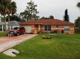 5242 Trammell St, Naples, FL 34113