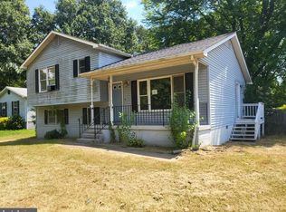 240 Cedar Ave, Colonial Beach, VA