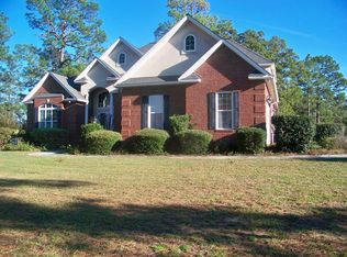 409 Pineneedle Rd, Douglas, GA 31535