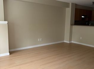 4783 Dawson St, Burnaby, BC V5C 0A8