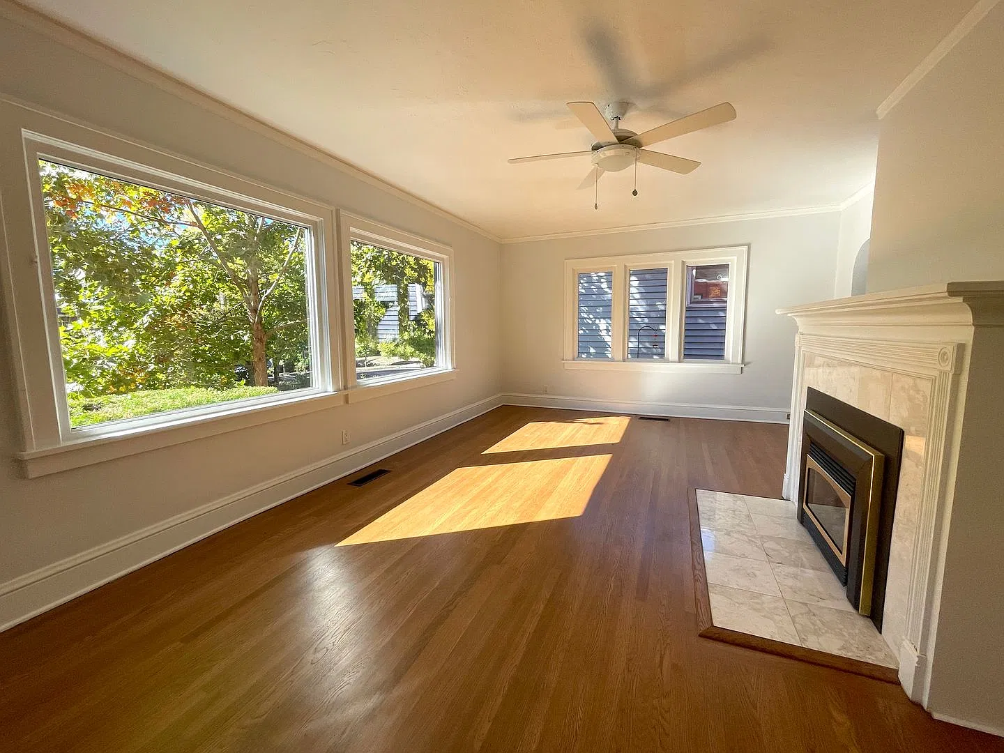 Gorgeous 1920s Richmond Home with Stunning Updates in Great Location — Photo 2