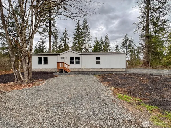 200 NW Clark Avenue, Winlock, WA 98596
