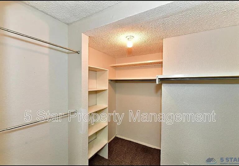10565 Murphy St — Photo 27