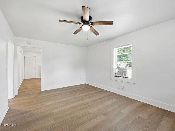 4th image of 109 Bowser Court
