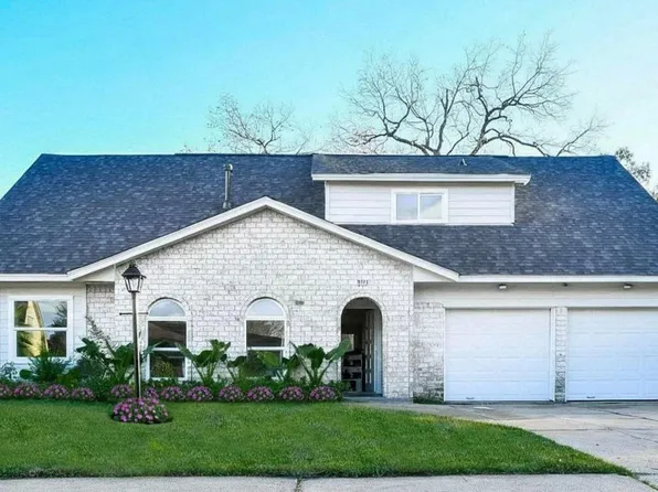 9111 Rentur Dr, Houston, TX 77031