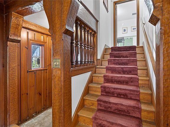 5th image of 25 Cornell St