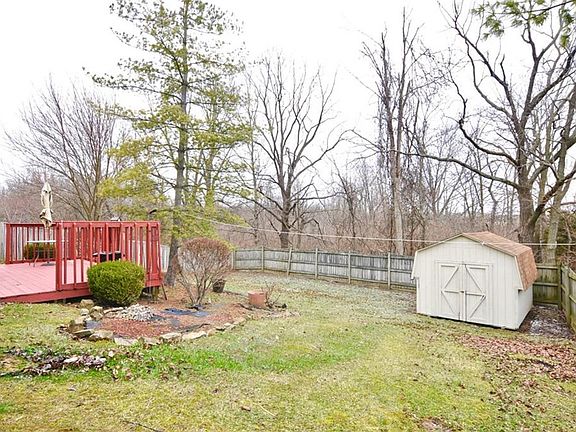 3rd image of 5127 Stirling Pointe Dr