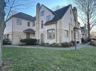 2342 Tremont Rd, Columbus, OH 43221