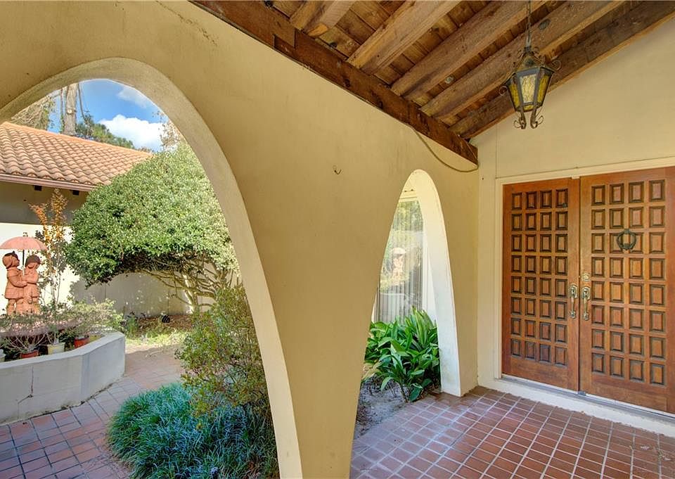 1st image of 112 Great Oak Pl