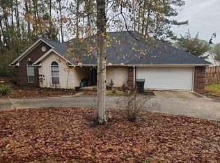 102 Lake Front Dr, Daphne, AL 36526