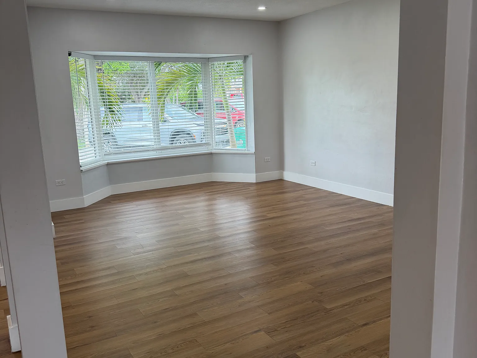 3 bed, 1757 sqft, $4,300 — Photo 1