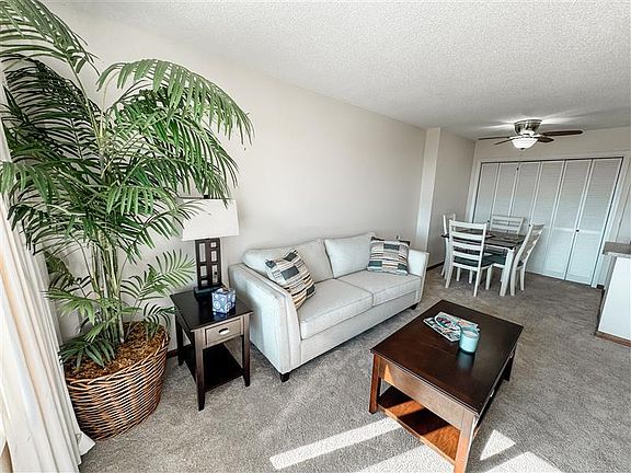 2nd image of 2200 Hamilton Dr Unit 610